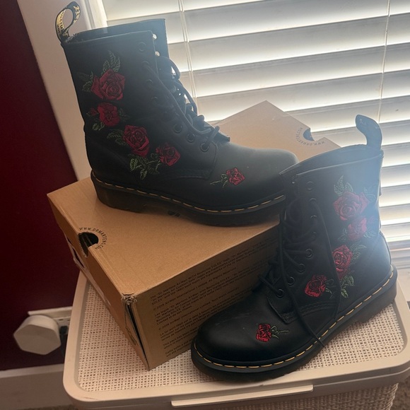 Dr. Martens Black Combat Boots with Red Rose Embroidery - Picture 3 of 4